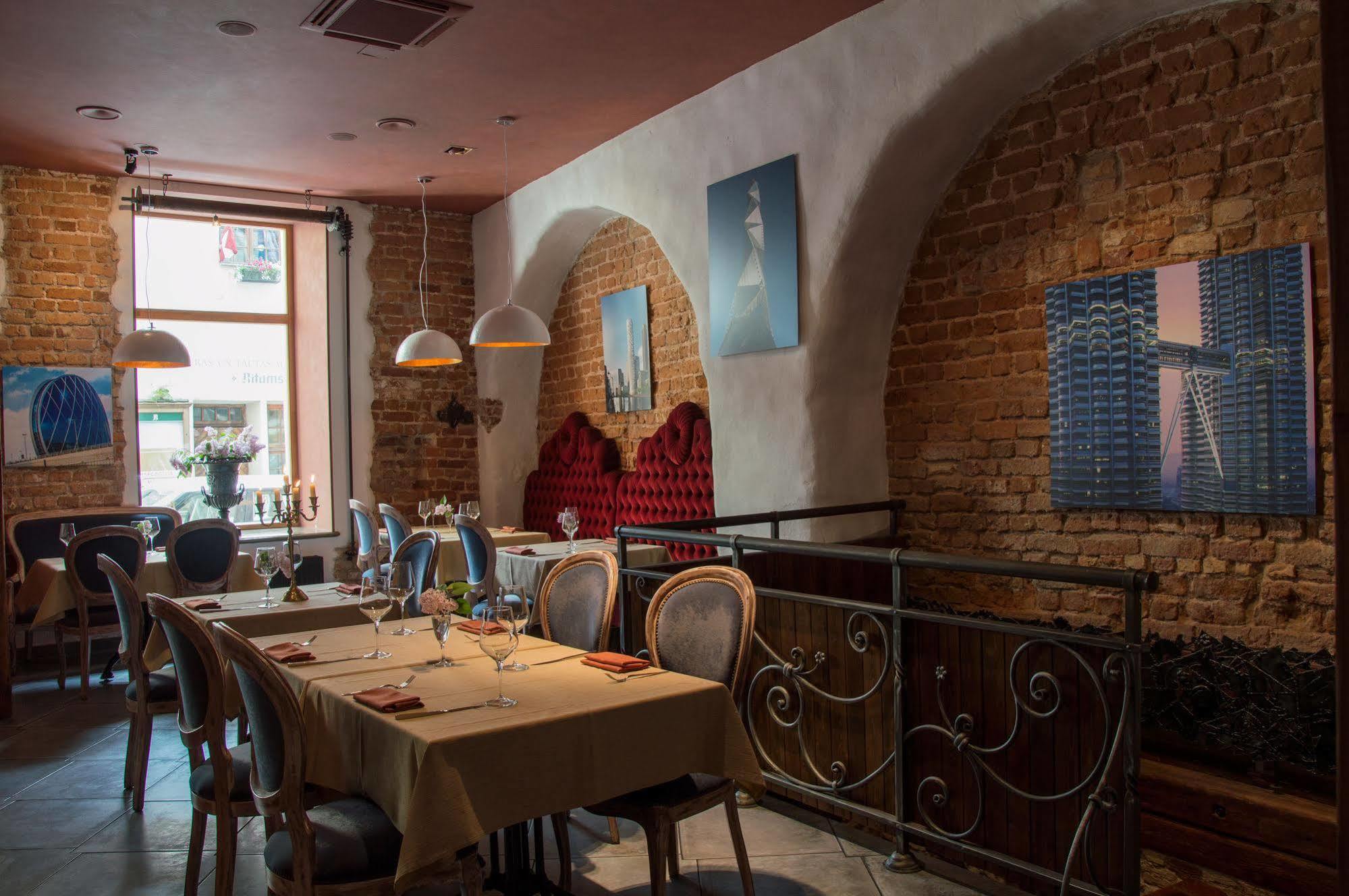 Boutique Justus Hotel 4*